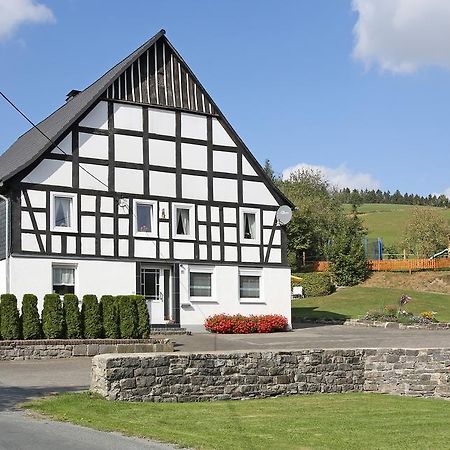 Ferienbauernhof Familie Stratmann Apartment Eslohe Luaran gambar