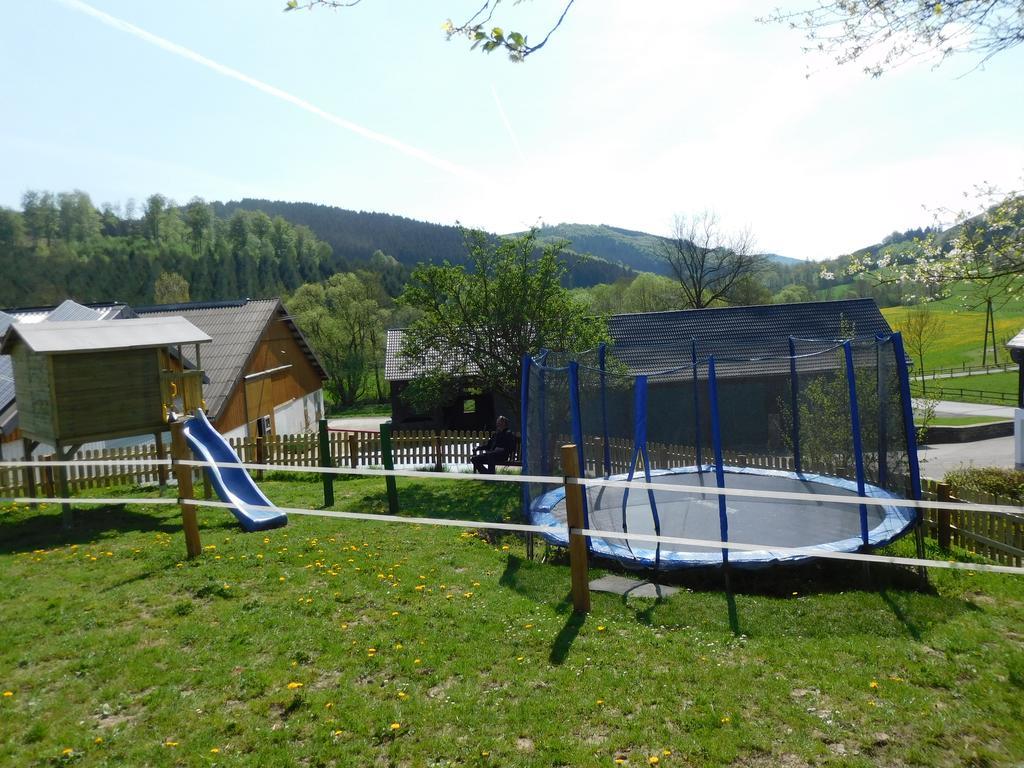 Ferienbauernhof Familie Stratmann Apartment Eslohe Luaran gambar