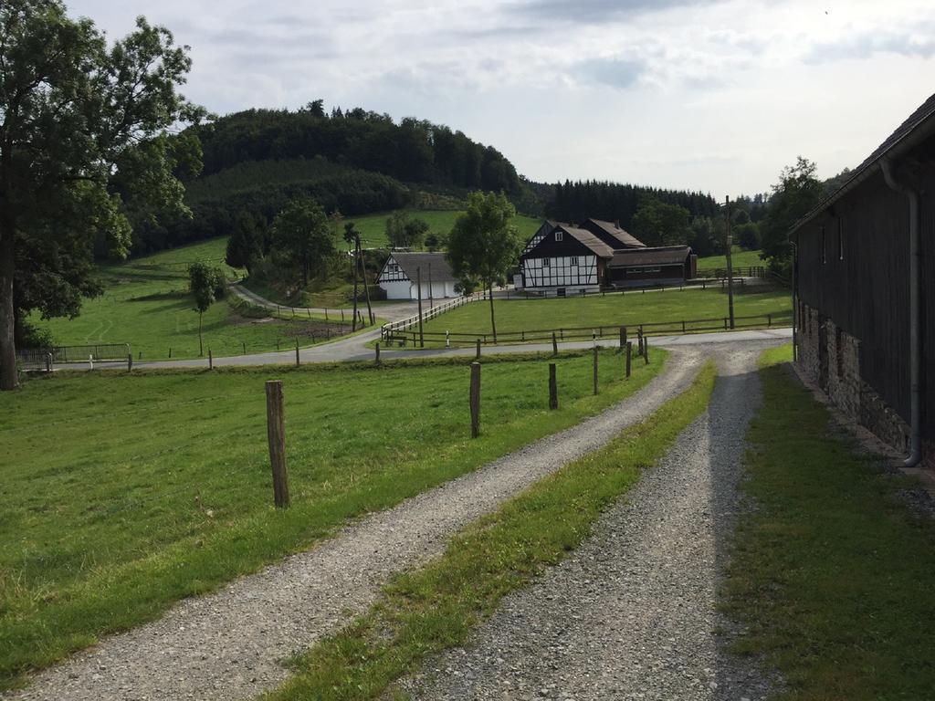 Ferienbauernhof Familie Stratmann Apartment Eslohe Luaran gambar